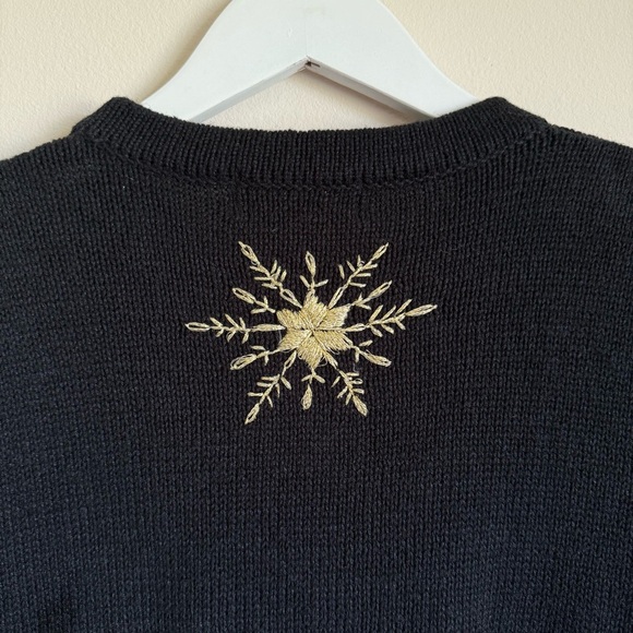 All Points By Reference Point Women’s Black Christmas Snowman Sweater M - Picture 6 of 6